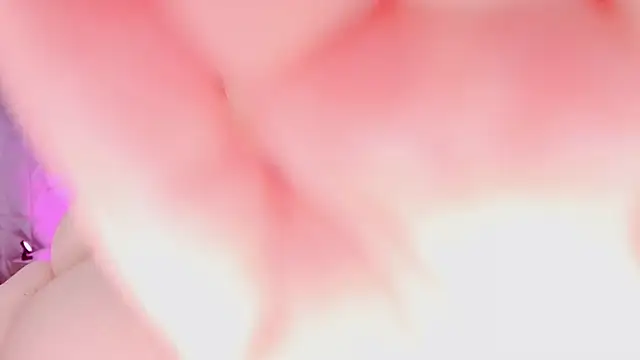 BiggyMelon live sex cam