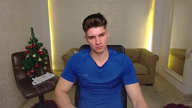 MaxKaiden live sex cam