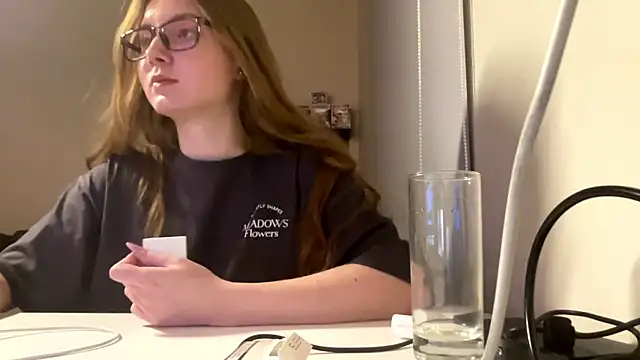 Callmeee_star's cam snapshot