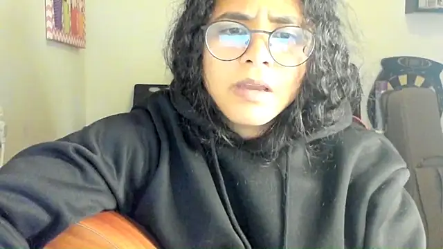 Ama_music's cam snapshot