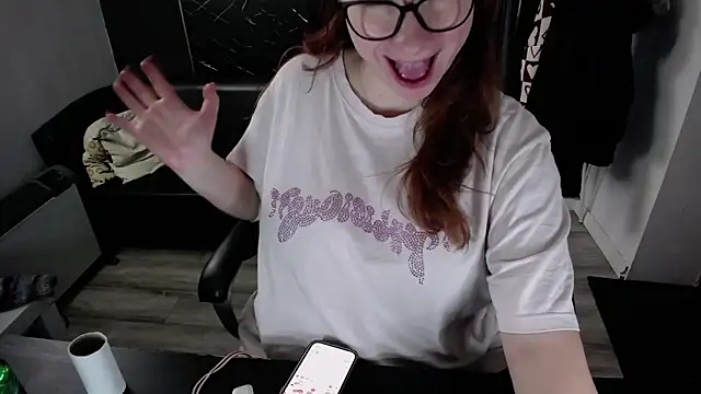 littleviki7 live sex cam