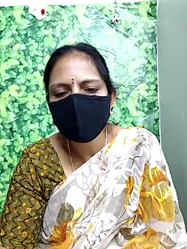 Queen-Neha live sex cam