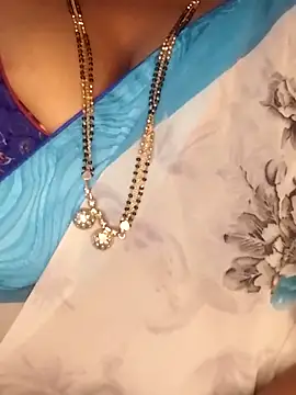 Divyahoty's cam snapshot