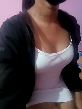 lov2suk69's cam snapshot