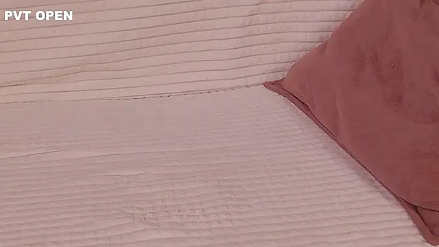 hlopushkahouse live sex cam