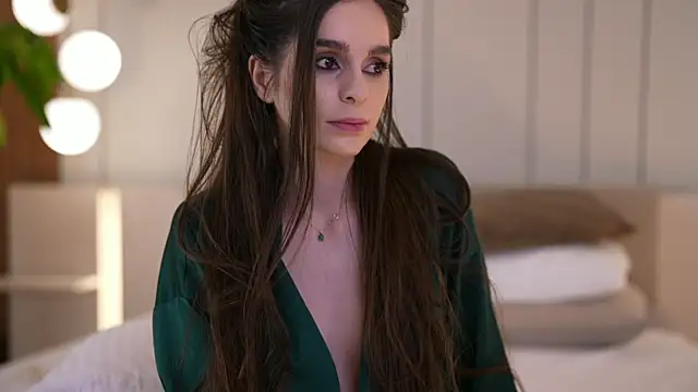 DoviaClaire live sex cam