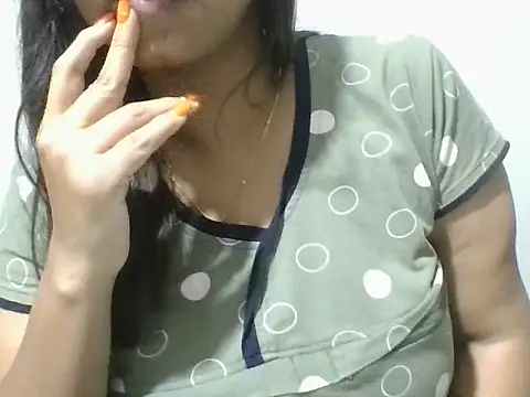 Sexy-Shalinii live sex cam