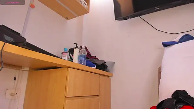 MikeMiller2 live sex cam