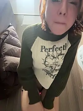 RosieSecret live sex cam