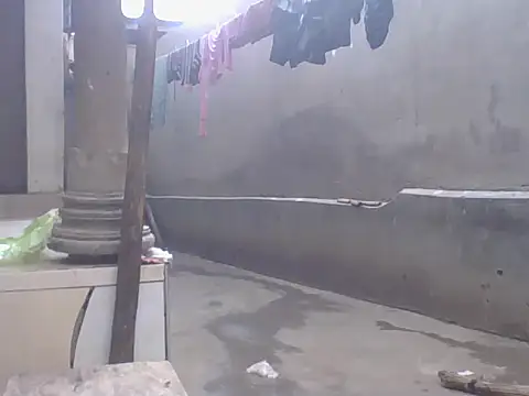 Nasty-Linda's cam snapshot