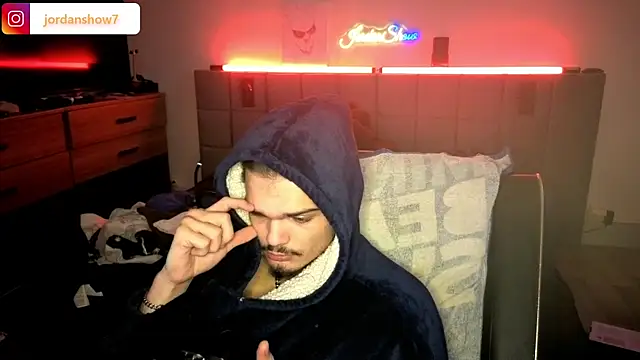 JordanShow live sex cam