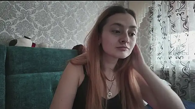 SweetLiaison's cam snapshot