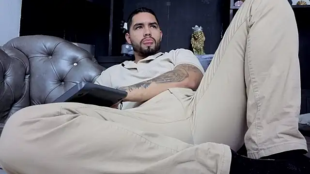 matteosantos live sex cam