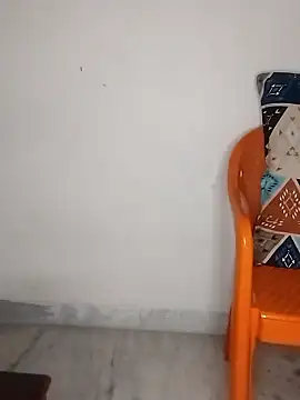 Divyahoty's cam snapshot