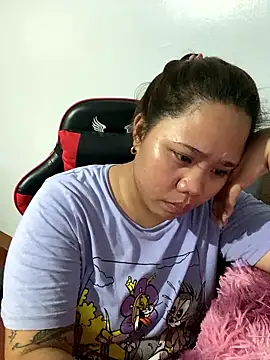 LovelyTits4Daddy's cam snapshot