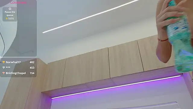 Elly_Bliss's cam snapshot