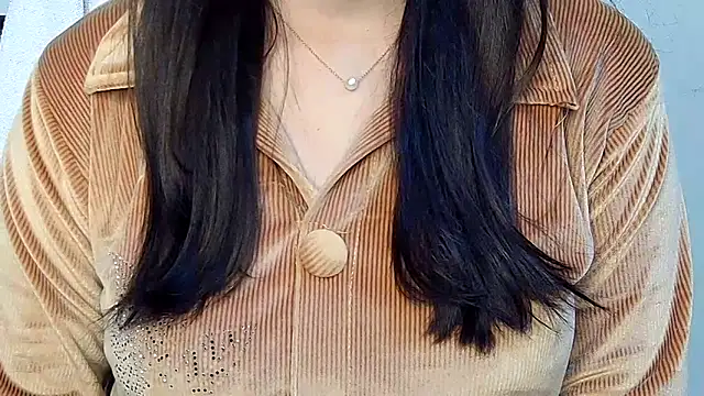 Naina_For_You's cam snapshot