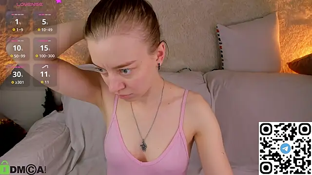 Michelle_Blond live sex cam