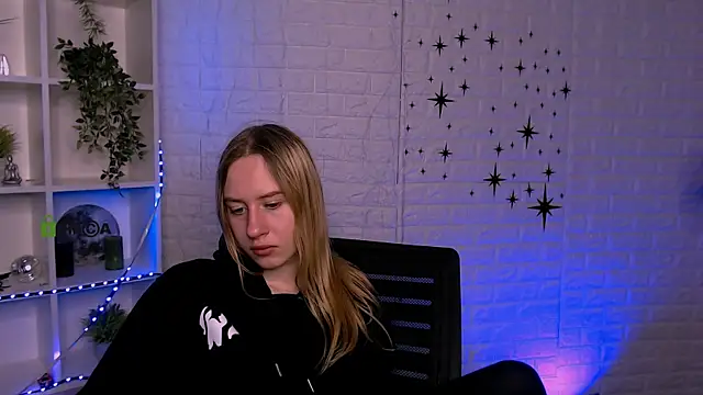 molly_lesser's cam snapshot