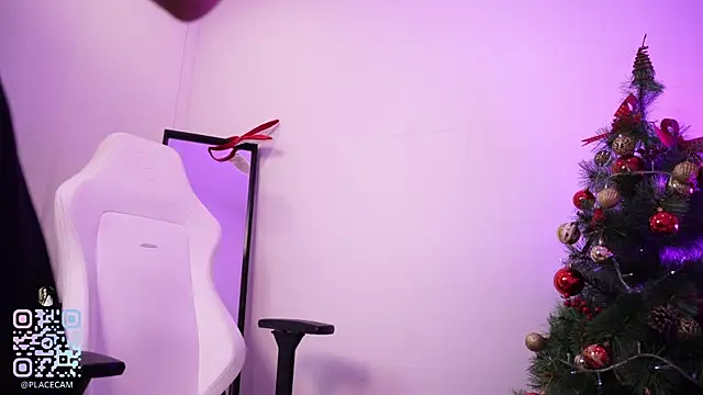 Lucy_Kitten's cam snapshot