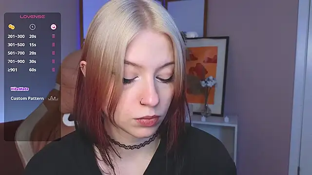 arielabradberry's cam snapshot