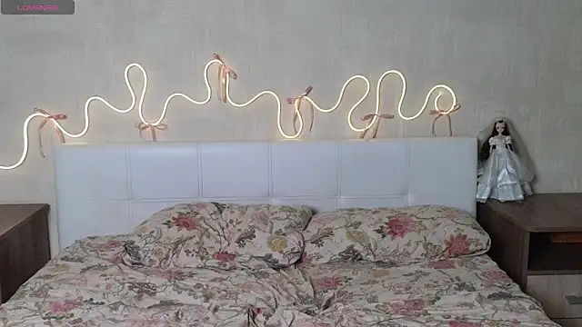 Betty_Blamee's cam snapshot