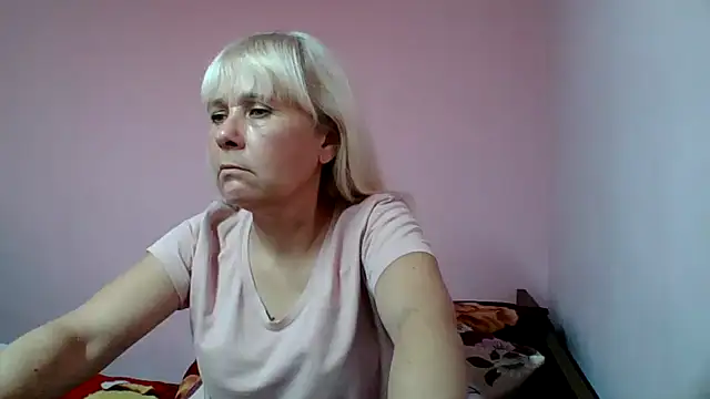 sakura_blonde live sex cam