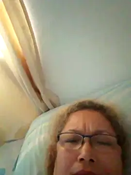 Cessi50 live sex cam