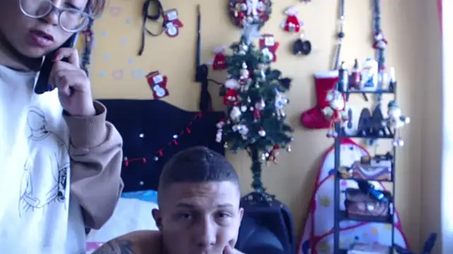 Violet_And_Smith live sex cam