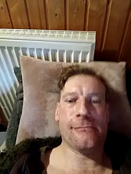 MArciQuarky live sex cam