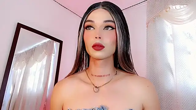 Marian_LV live sex cam