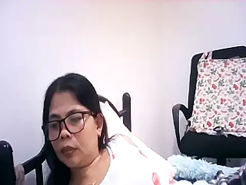 pinay_milfxx live sex cam