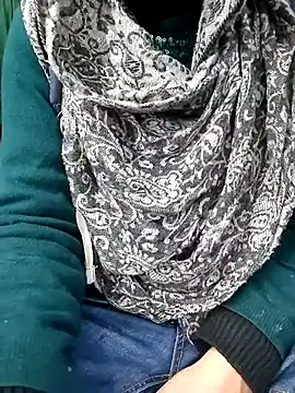 Ruhi_07 live sex cam