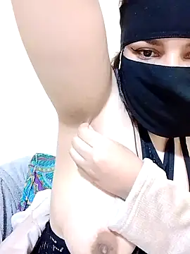 Laura-arabe live sex cam