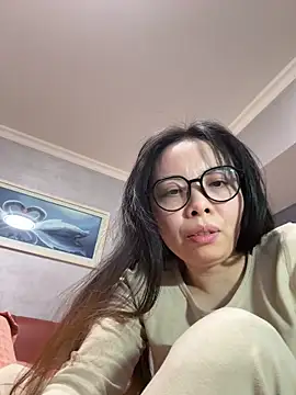 chick-888's cam snapshot