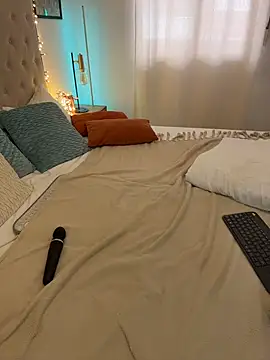 ChristinaSiemone live sex cam