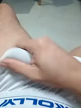 Alejandro260785's cam snapshot