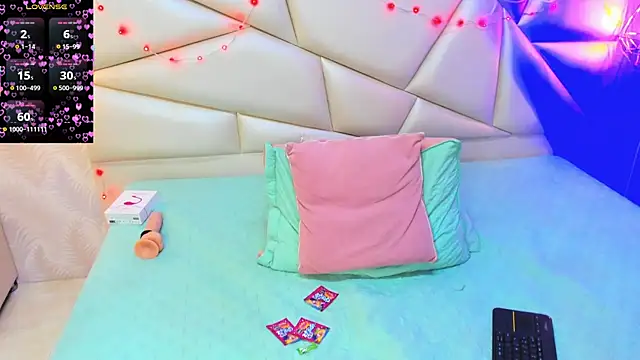 laurettedela_rouse live sex cam