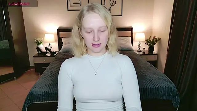 SummerPink's cam snapshot