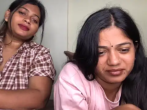 HoleyCoupon's cam snapshot