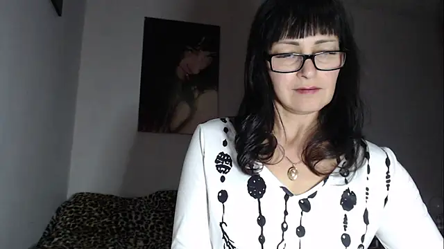 Eila_Morigan live sex cam