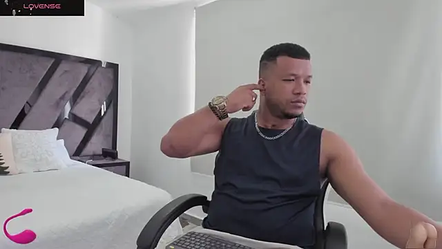 AnnieAndStefan live sex cam