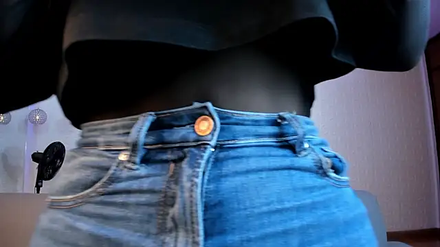 violet_scott's cam snapshot