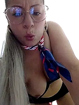 Katalina_S3xy's cam snapshot