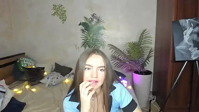 MiaJeweled's cam snapshot