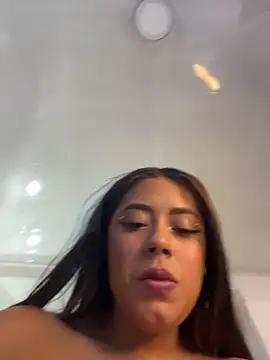 ElaaPerez live sex cam