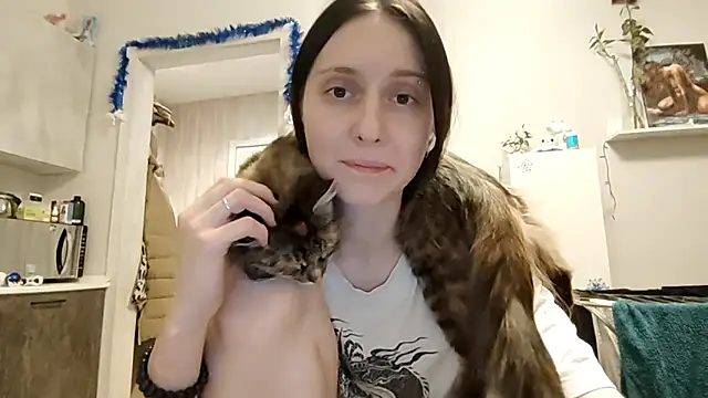 CyberAIice's cam snapshot