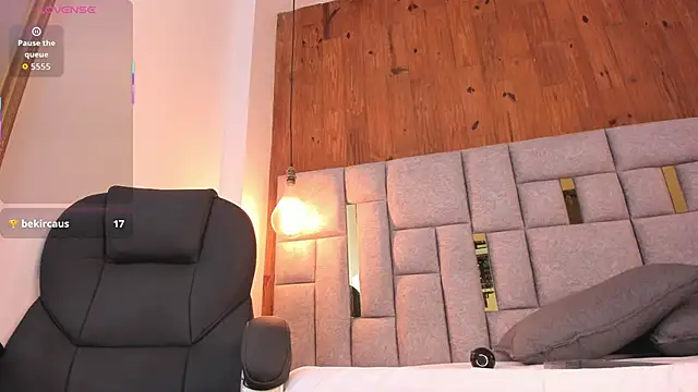 miia_reeves_'s cam snapshot