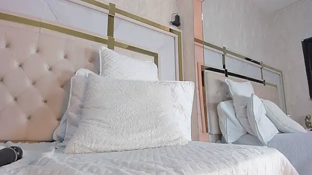 Cameron_Hearts's cam snapshot