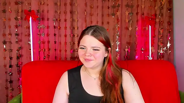 KellyFiery's cam snapshot